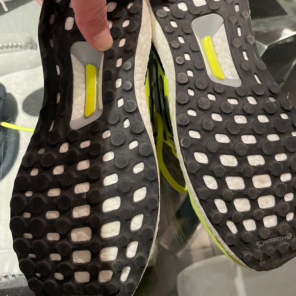 Adidas Ultra Boost/Size 8 US/Mens - Picture 2 of 3
